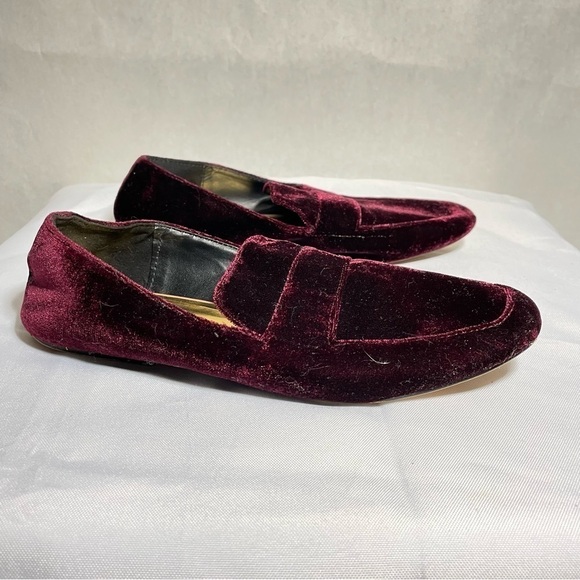 Zara Deep Red Velvet loafer 6 - Picture 1 of 4